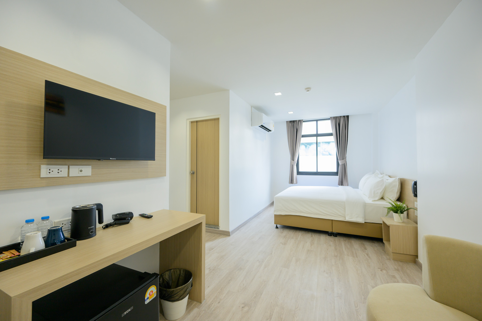 Global Hotel