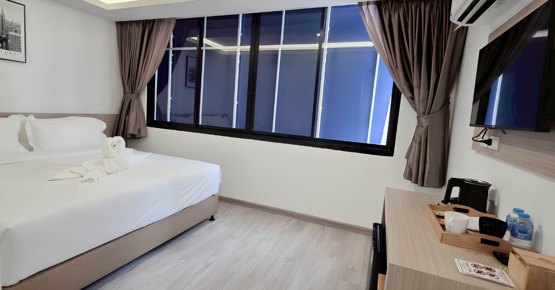 Global Hotel